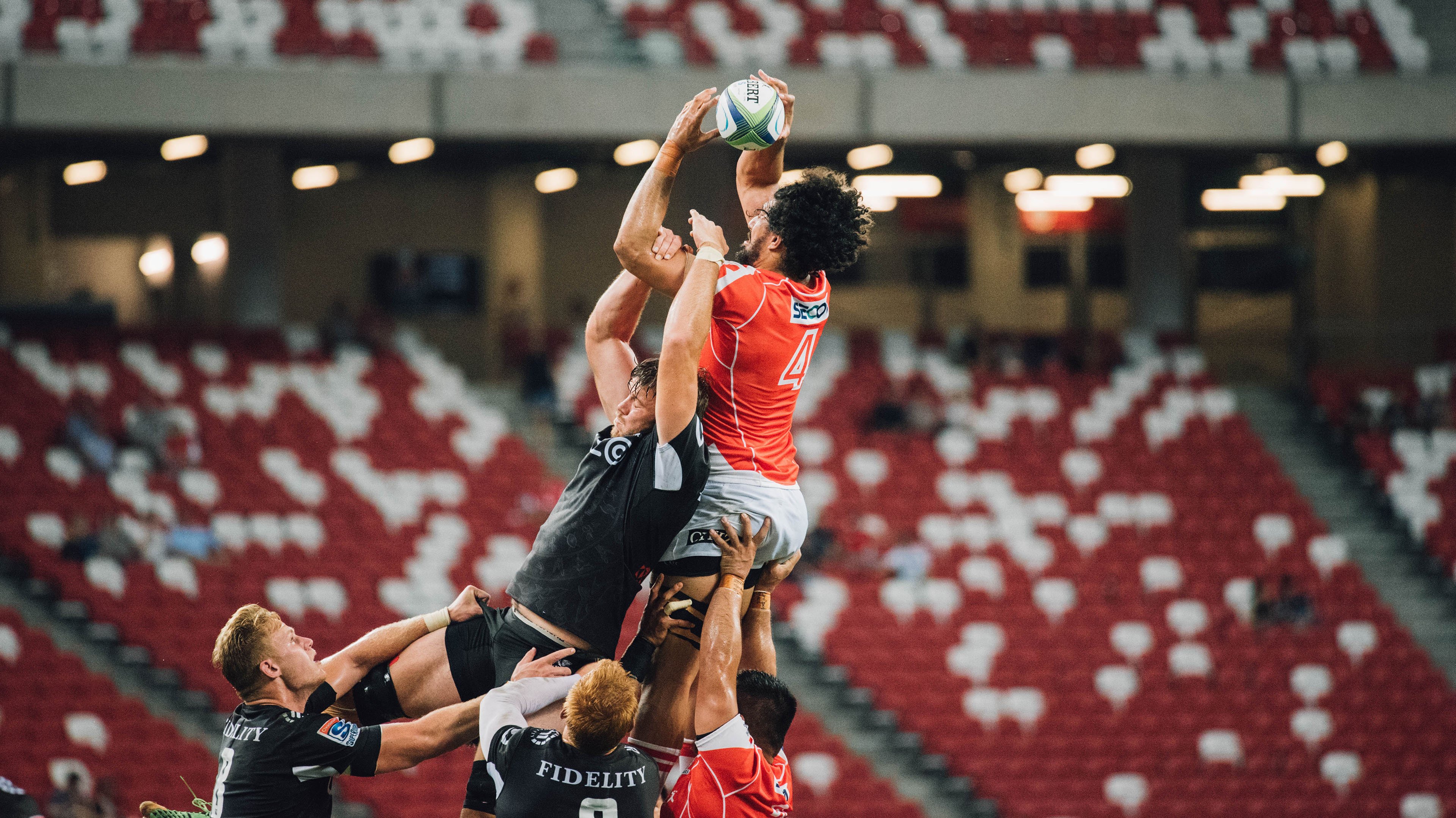 场地条件出现变化教练组临时调整技战术应对策略，比赛时临场教练员可对以下行为进行录像审议