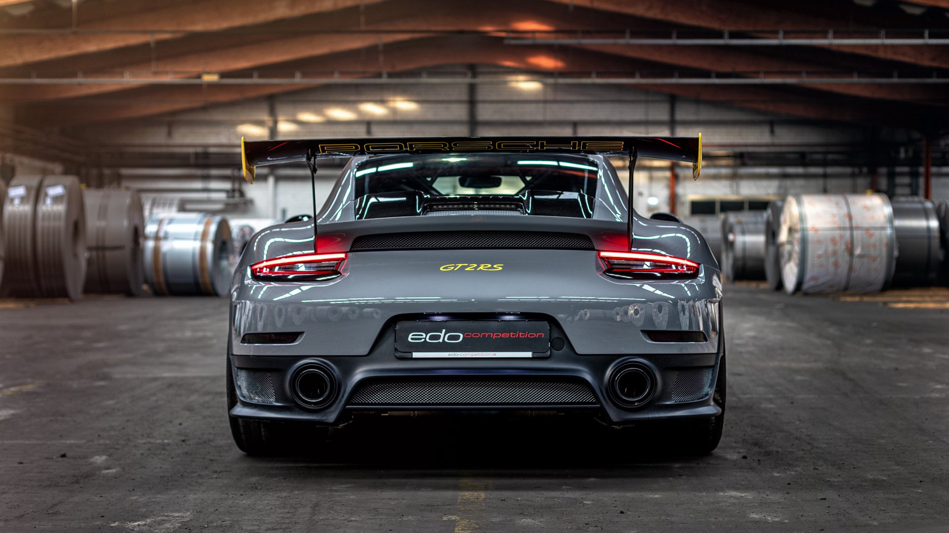 伊朗骑手卡尔·阿里·阿尔达比在巴黎奥运会上首次亮相即夺得障碍赛银牌，表现出色。