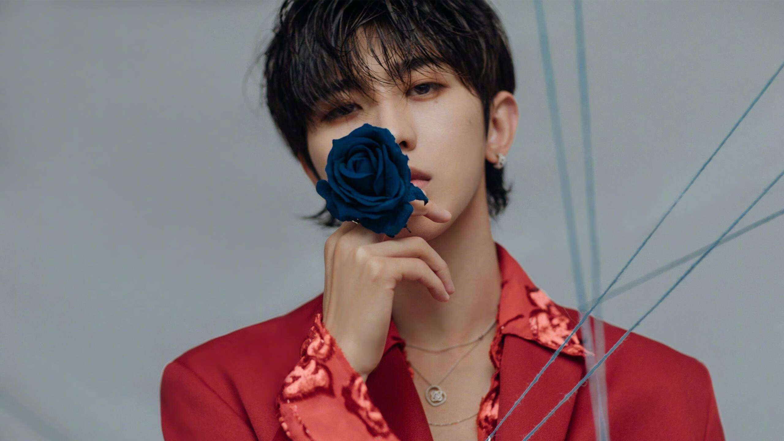 伊朗骑手卡尔·阿里·阿尔达比在巴黎奥运会上首次亮相即夺得障碍赛银牌，表现出色。